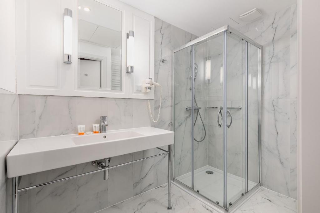 Baltic Park Fort Promenada Apartment Świnoujście by Noclegi Renters 5