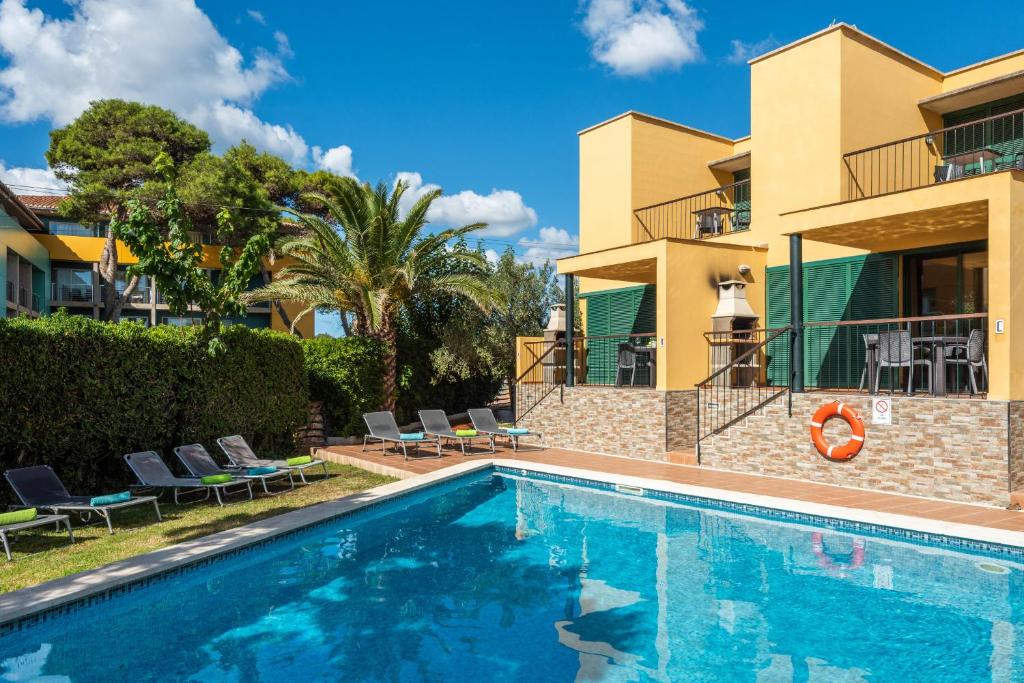 Apartamentos Punta Prima by Escape Home 4