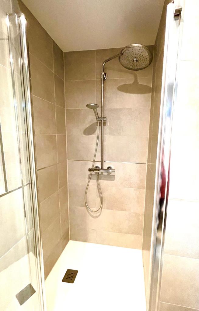 Gibraltar Central Suites 7