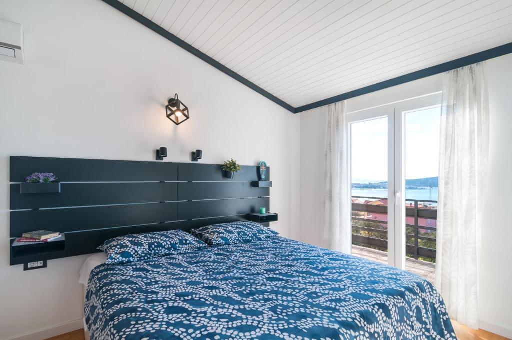 Holiday home Magic view with private heated pool 2