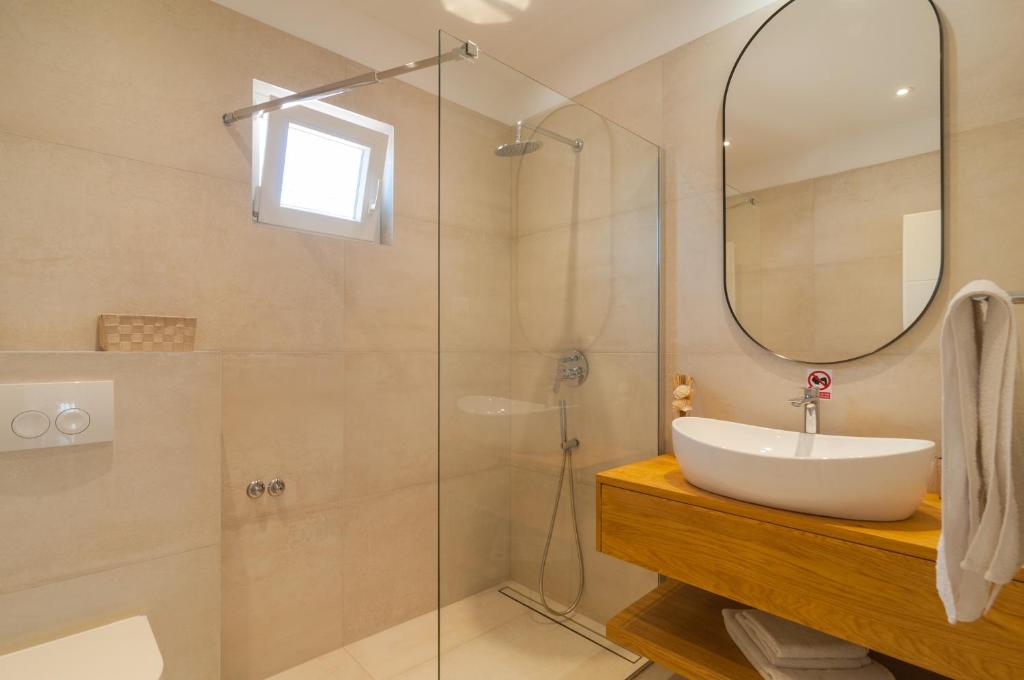 Holiday home Magic view with private heated pool 3