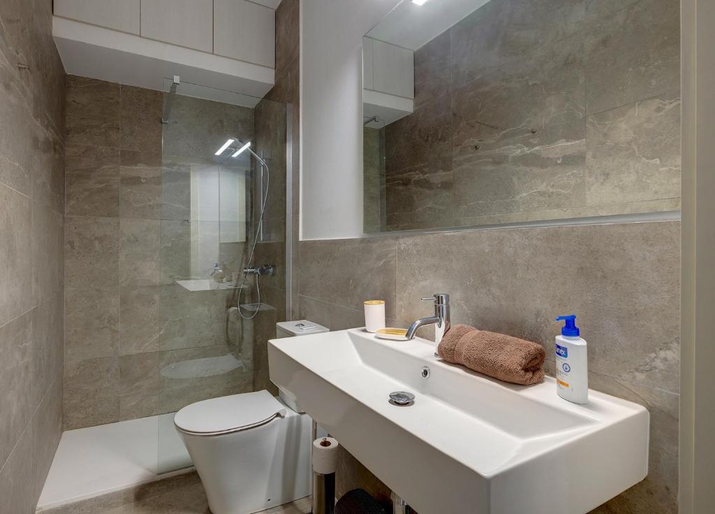 Comfy 2BR Flat in the Heart of Valletta by Buena Vista 3