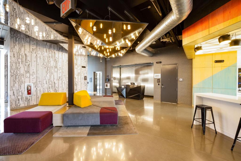 Aloft Austin Airport Image