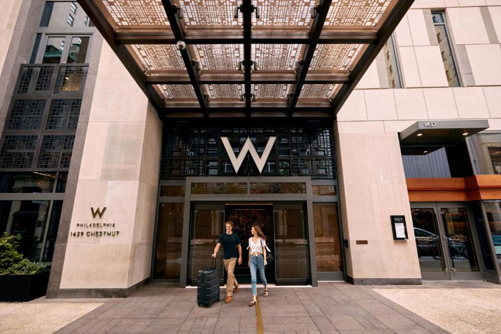 W Philadelphia Image