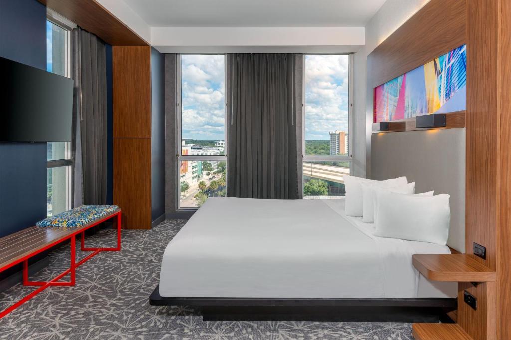 Aloft Orlando Downtown Image