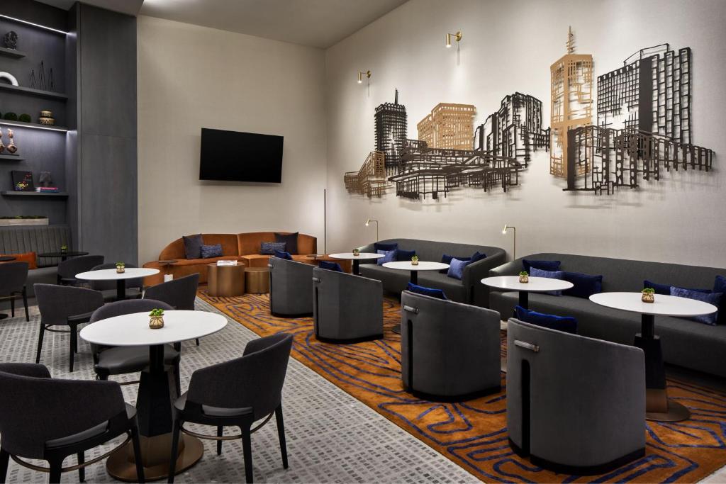 Marriott Bethesda Downtown at Marriott HQ Image