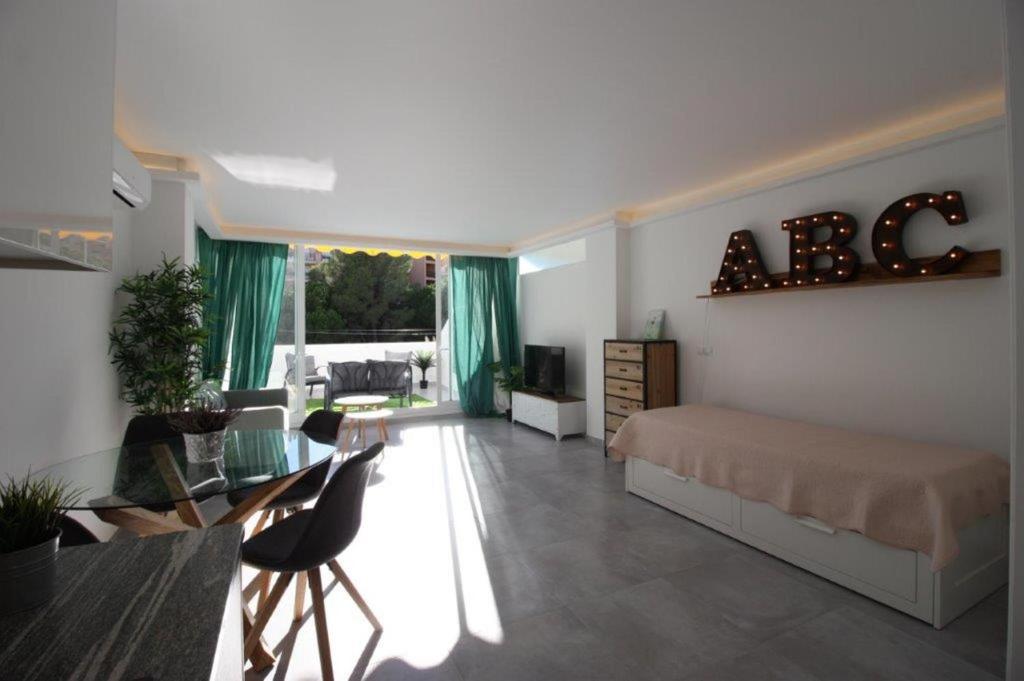 Walking Distance to beach Torreblanca Rio Sol 6
