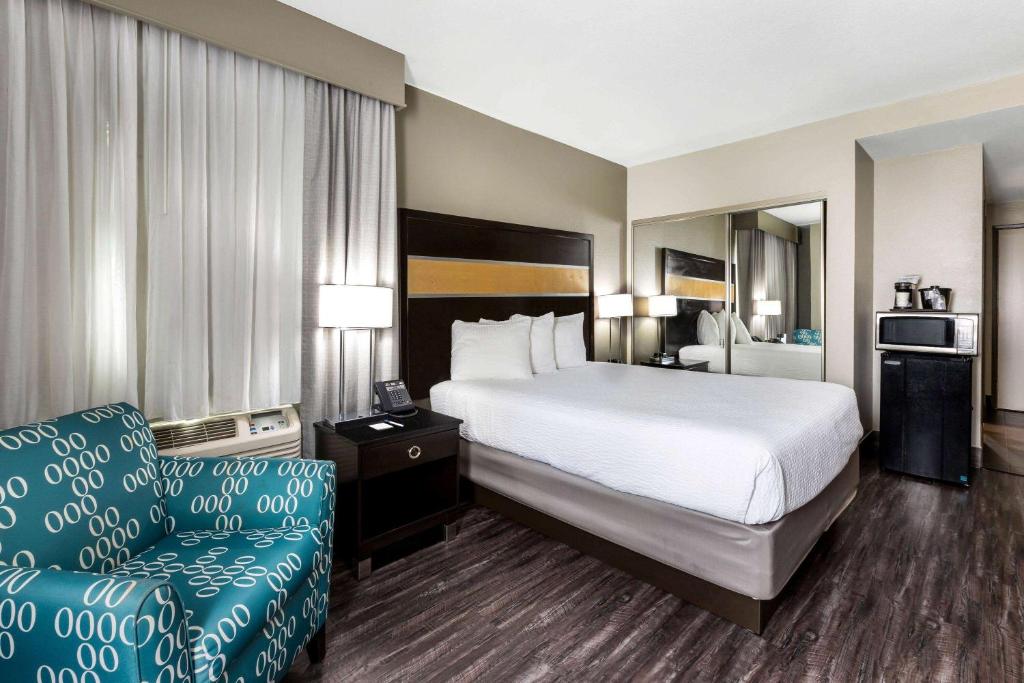 La Quinta by Wyndham San Diego Mission Bay Image