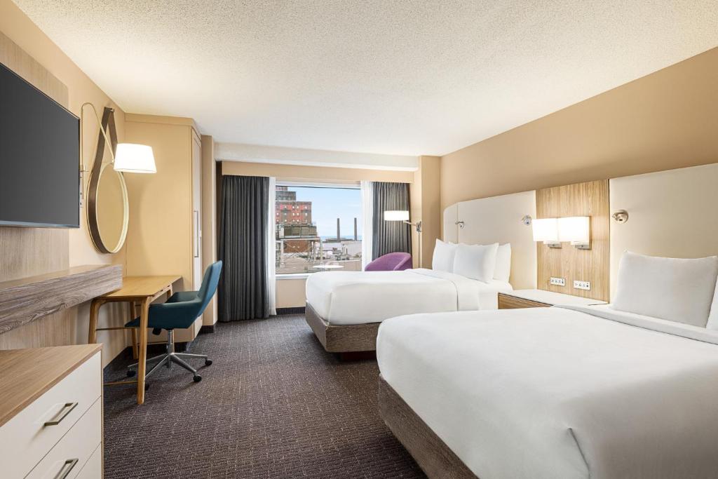 Crowne Plaza Cleveland at Playhouse Square, an IHG Hotel Image