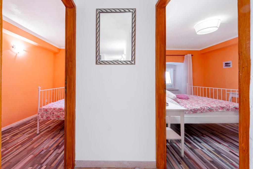 Apartments Vera 6