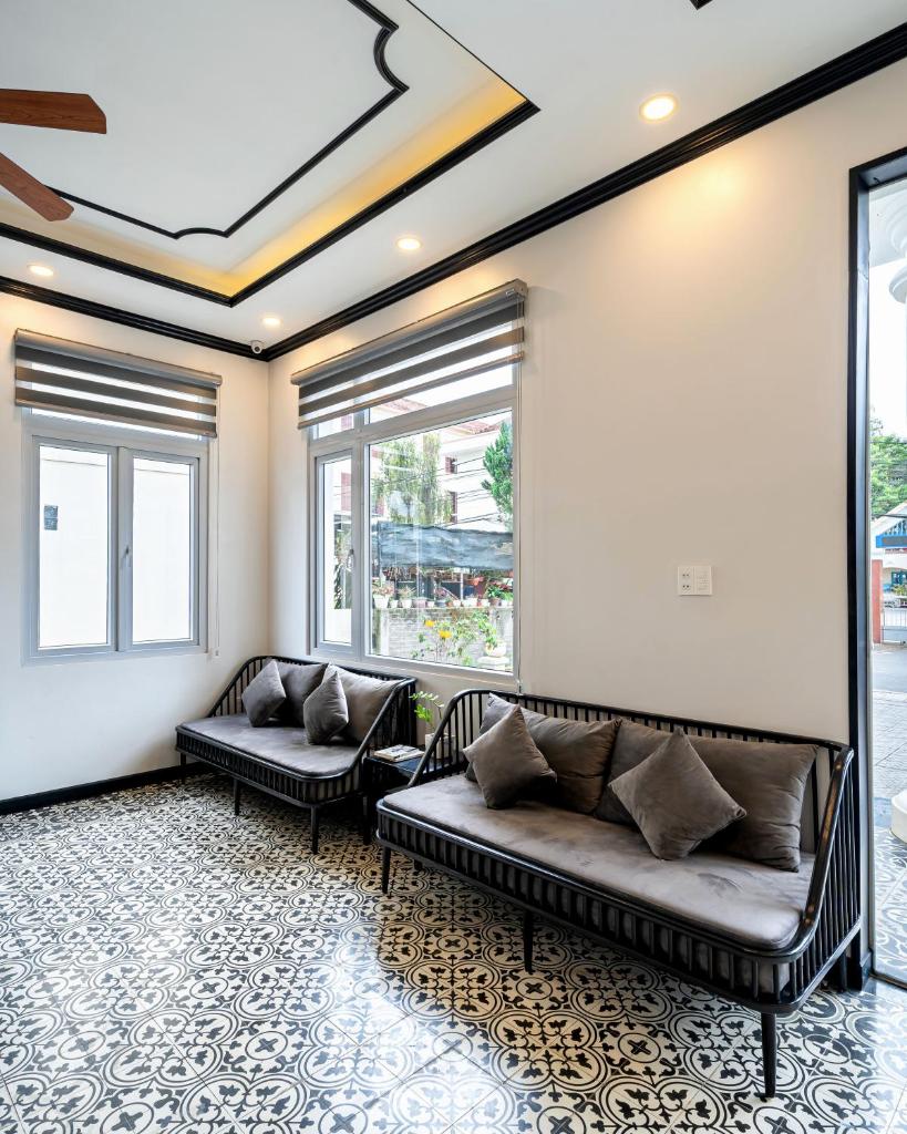 Nature Hotel - Luong The Vinh