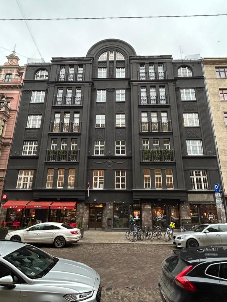 B34 Loft Apartment 2
