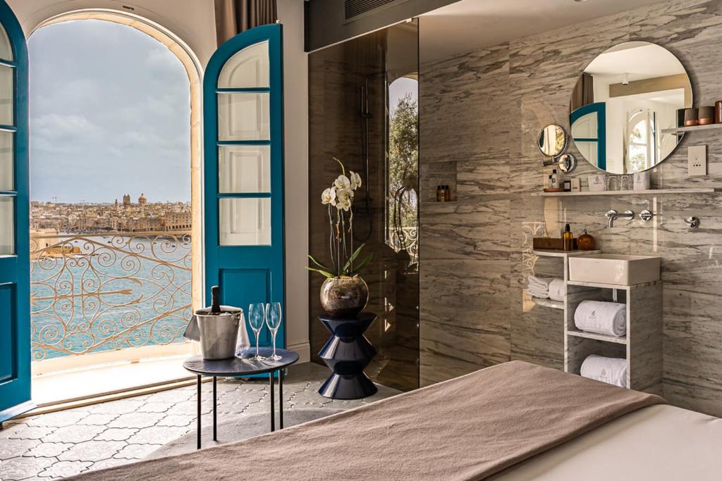 Iniala Valletta 7