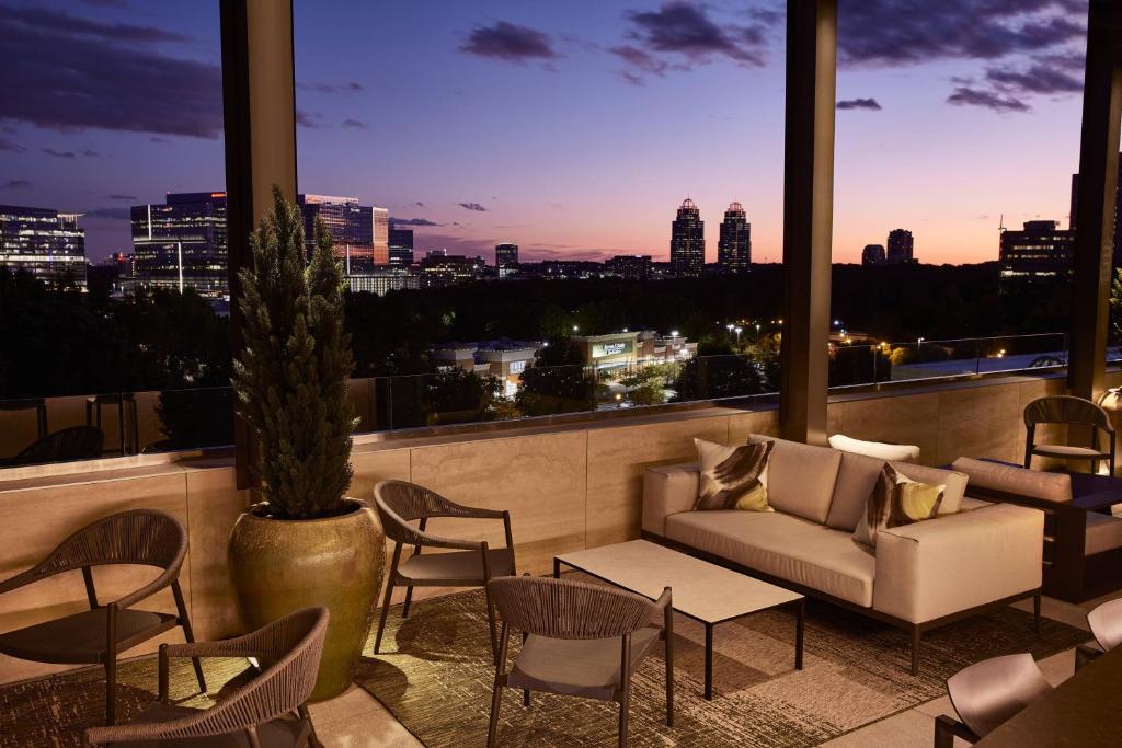 AC Hotel by Marriott Atlanta Perimeter Image