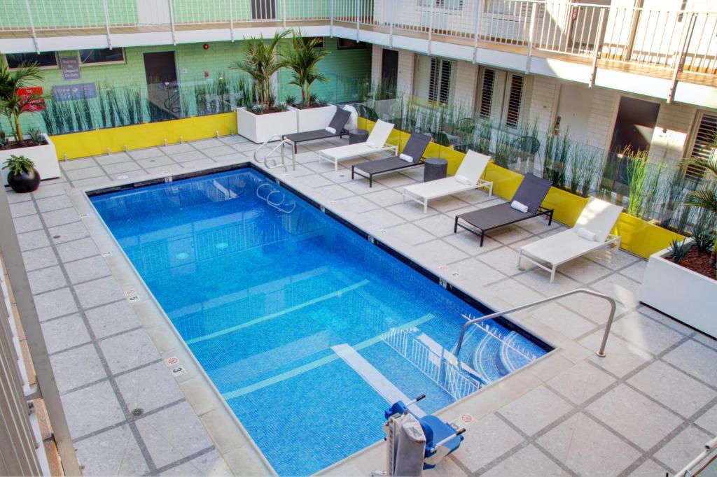 The Adler a Hollywood Hotel Image