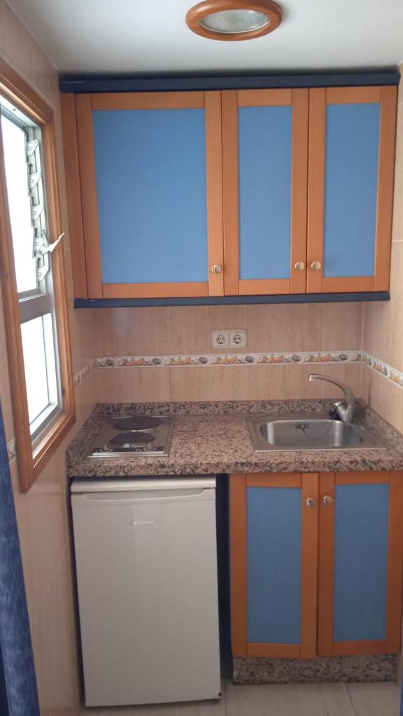 Estudio 1ª linea vista mar planta 10 -30 PYR Fuengirola 4