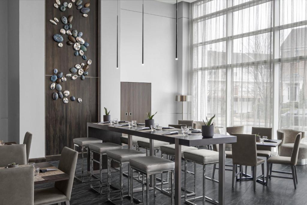 AC Hotel by Marriott Charlotte Ballantyne Image