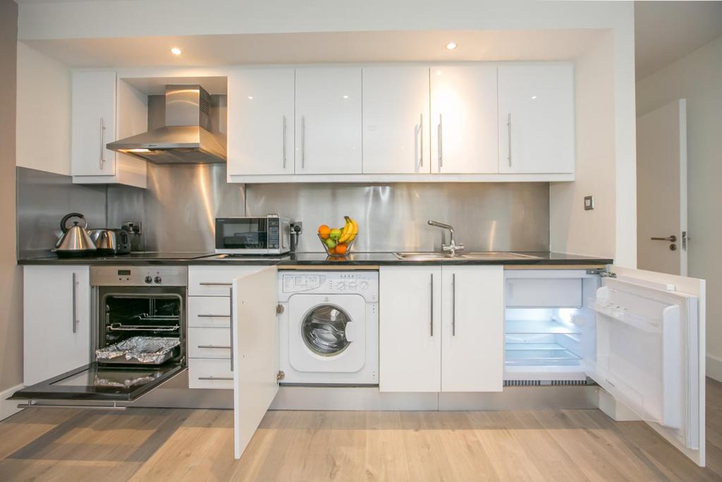 IFSC Townhouse Apartments 6