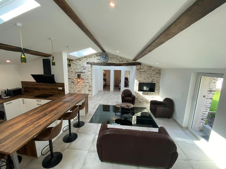 « Le Chai » Charme, Spa et massages en vignoble 1