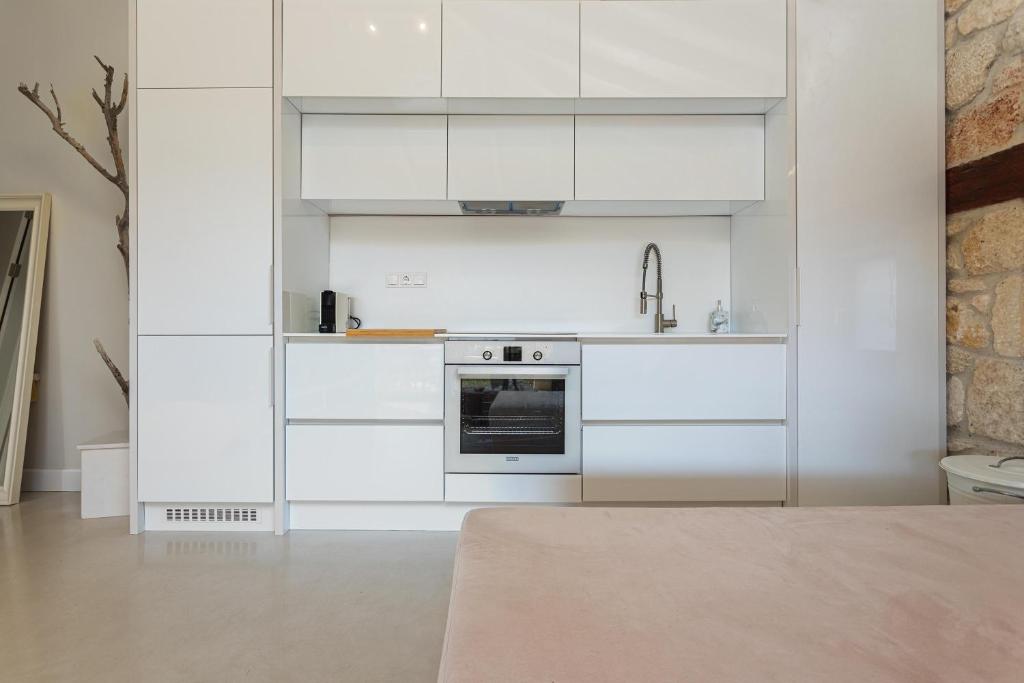 Pure Amber Suite Elani 6