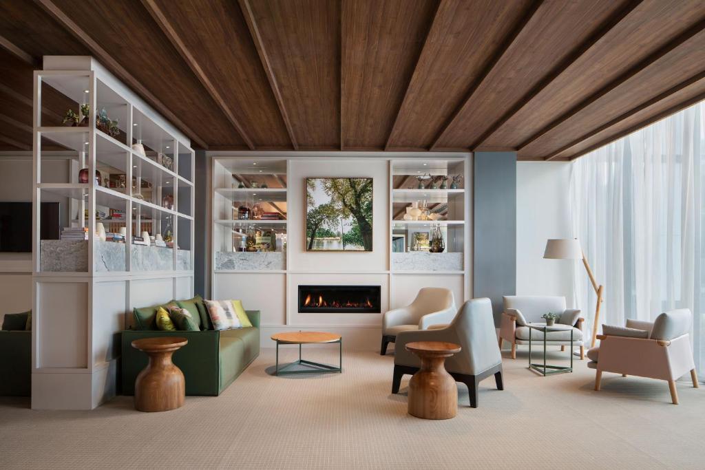 Element Melbourne Richmond Image