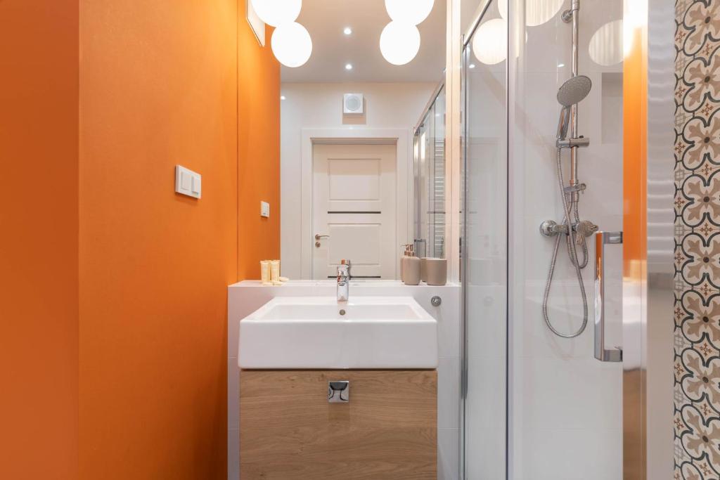 INA Rent Śląska 8
