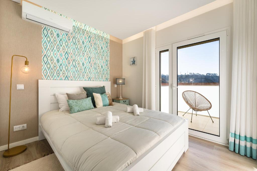 Ocean Lookout with private parking in the heart of Nazaré 7