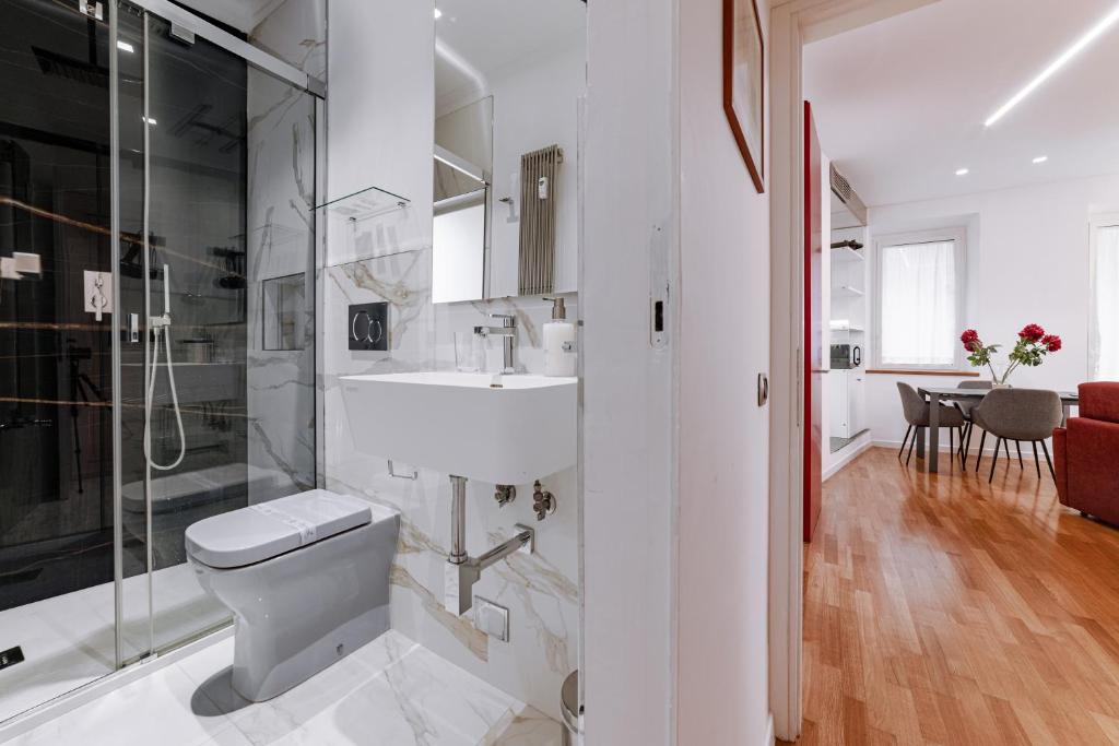 Saint Peter House Station Deluxe 8