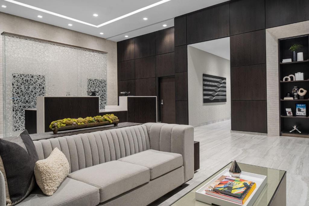 AC Hotel by Marriott Miami Dadeland Image