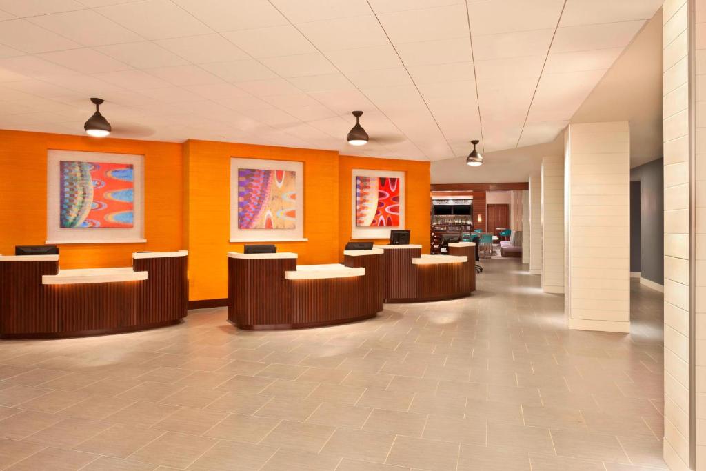 Sheraton Orlando Lake Buena Vista Resort Image