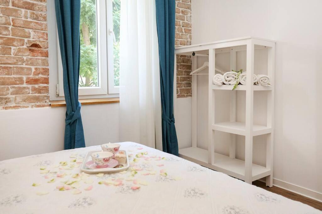 Monfrina 1, luxury Old Town apartment near beach 5