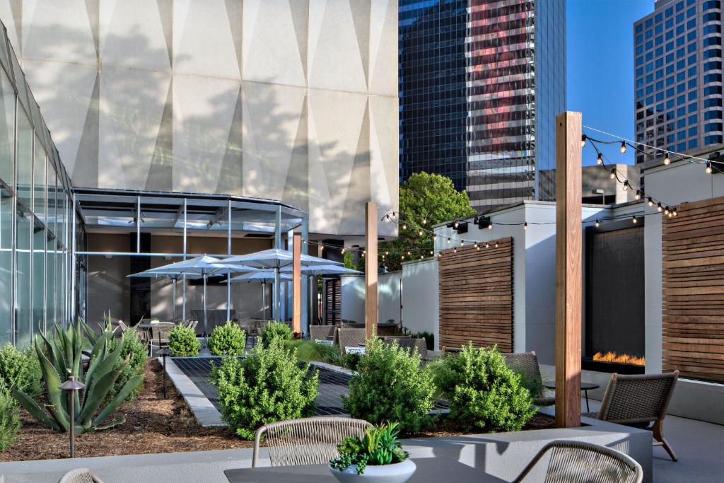 Sheraton Dallas Hotel Image
