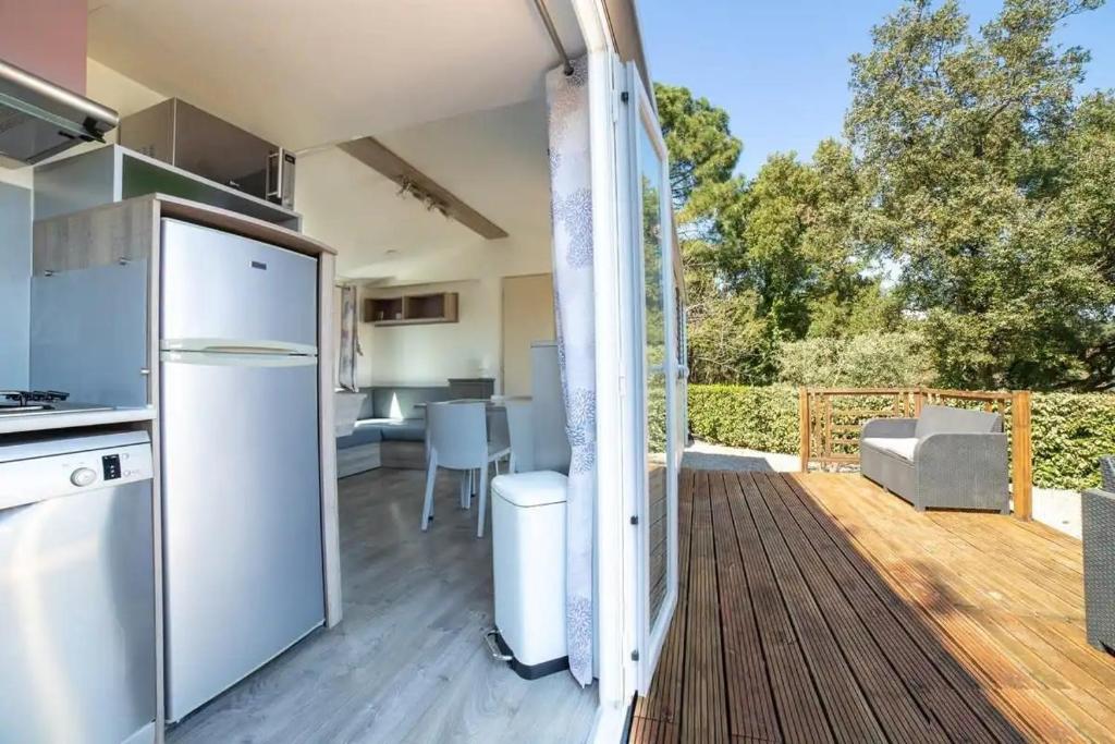 Photo de la galerie de l'établissement CASITA - MOBIL HOME - CAMPING - Mobilhome de particulier dans un camping, à La Garde-Freinet