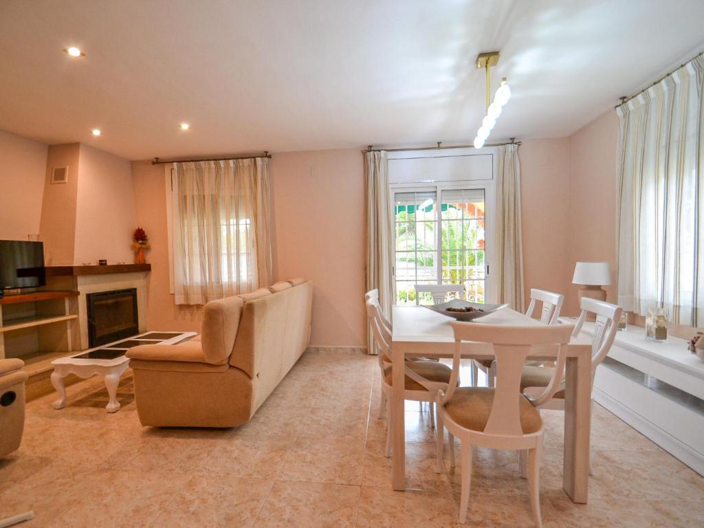 Holiday Home Cuco by Interhome 4
