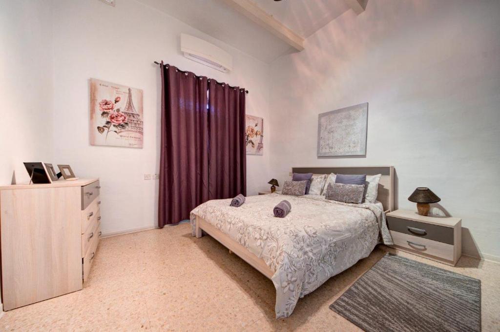 Central Valletta 2BR - 2 Bathrooms - Sleeps 6 6