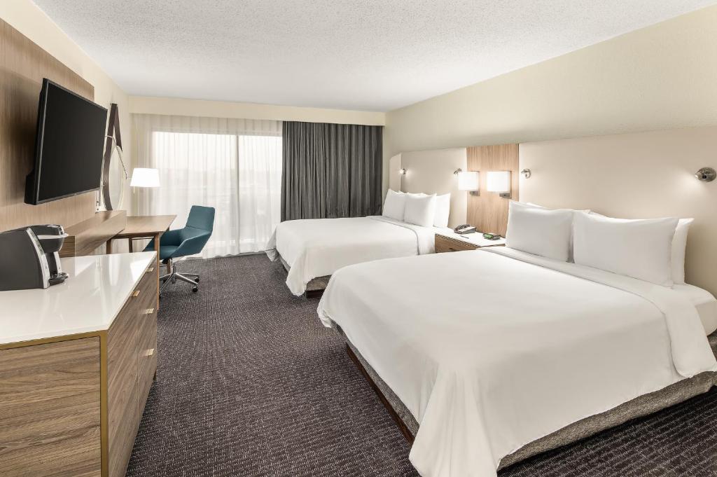 Crowne Plaza Orlando - Lake Buena Vista, an IHG Hotel Image