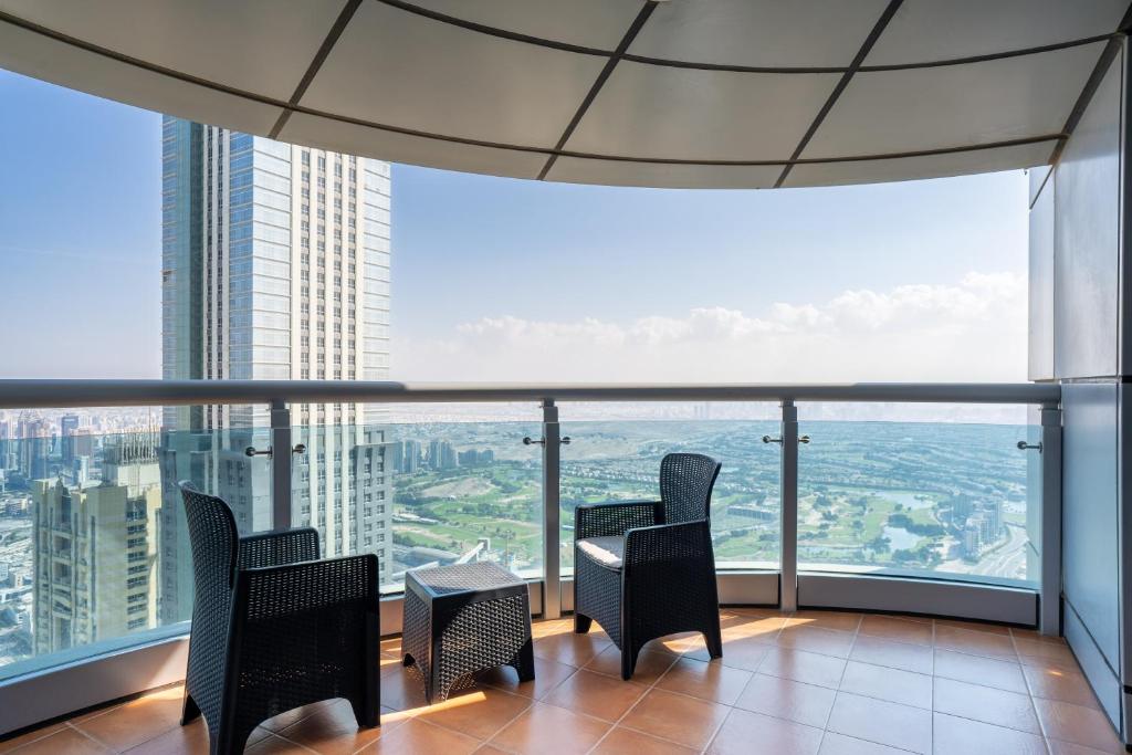 Veer Apartments - 82nd Floor Princess Tower - Palm View