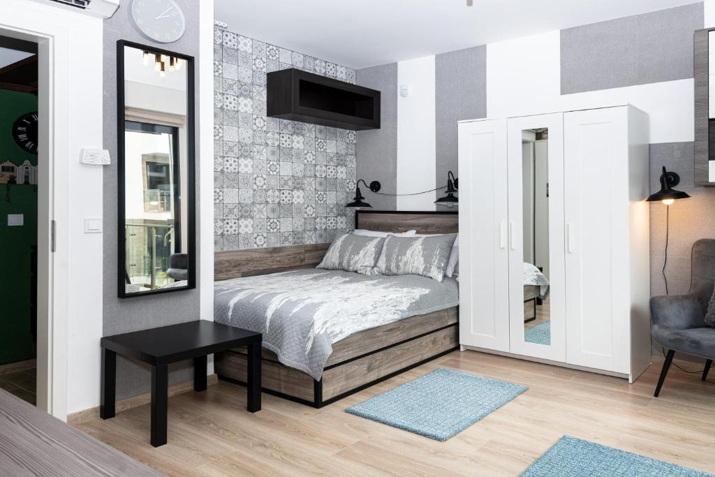 Elisabeth Downtown Apartments by FirstHost 5