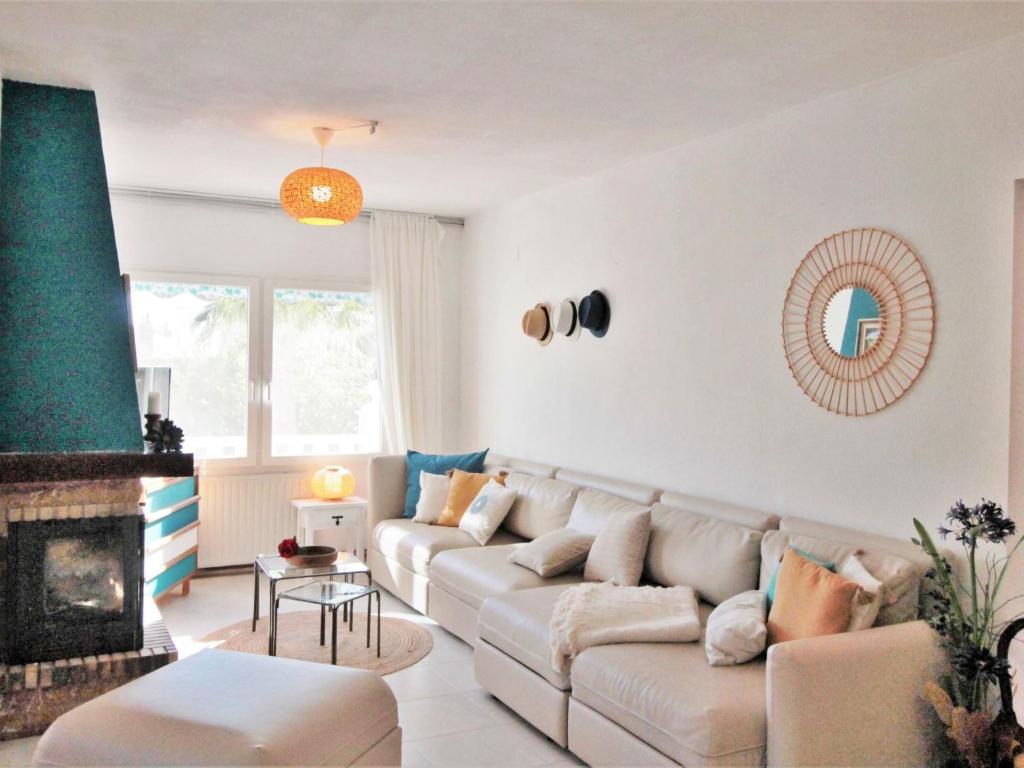 Holiday Home Leon by Interhome 7