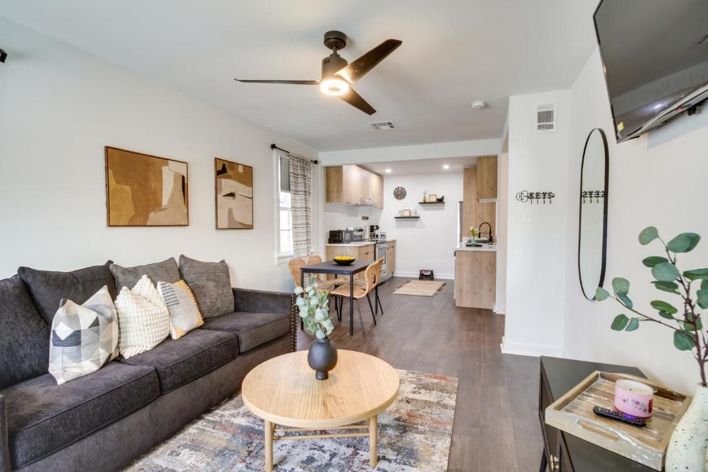 3 Mi to French Quarter Modern Apt in New Orleans Image