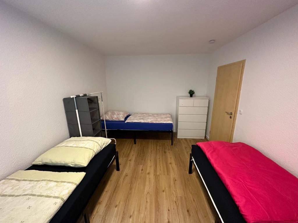 Beautiful, large and great apartment with balcony in top location 4