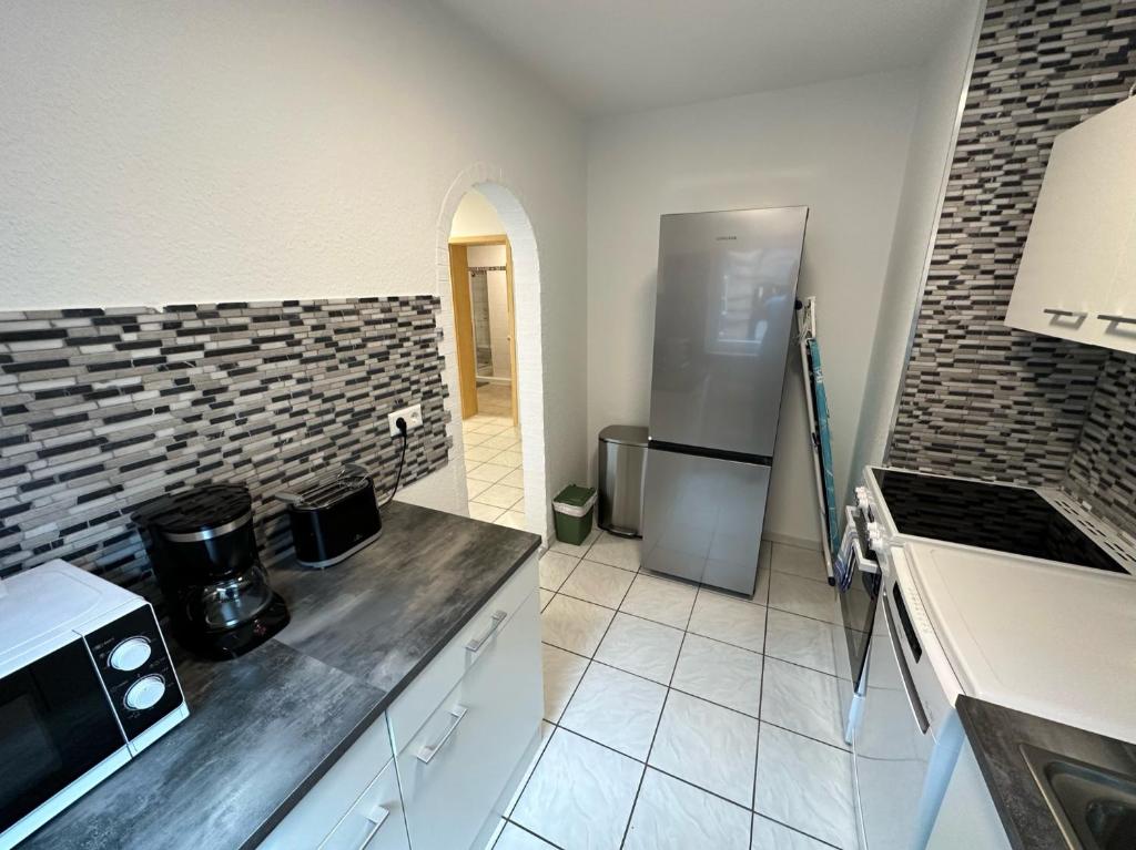 Beautiful, large and great apartment with balcony in top location 8