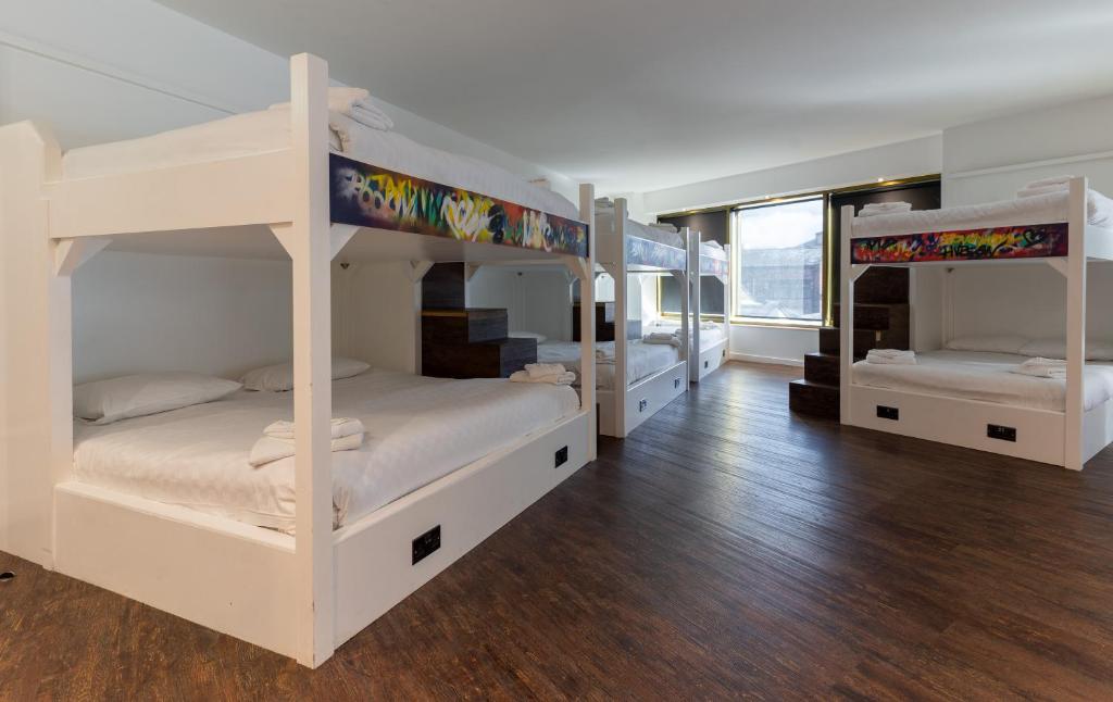 Big Stay Suites 5