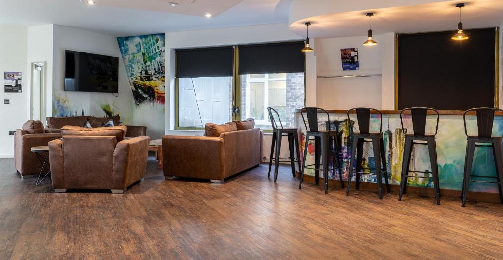 Big Stay Suites 2