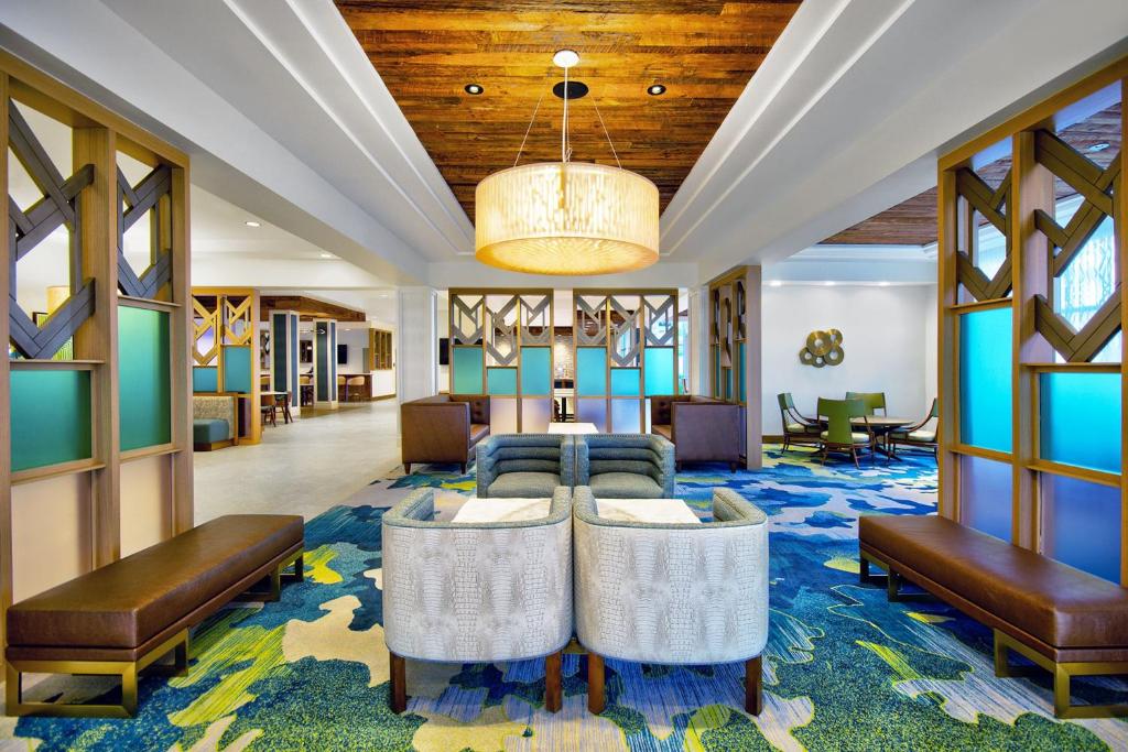 Fairfield by Marriott Inn & Suites Orlando at FLAMINGO CROSSINGS® Town Center Image