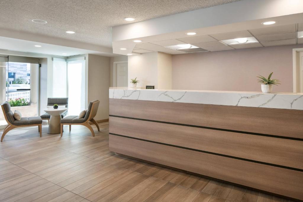 Residence Inn by Marriott Las Vegas Convention Center Image