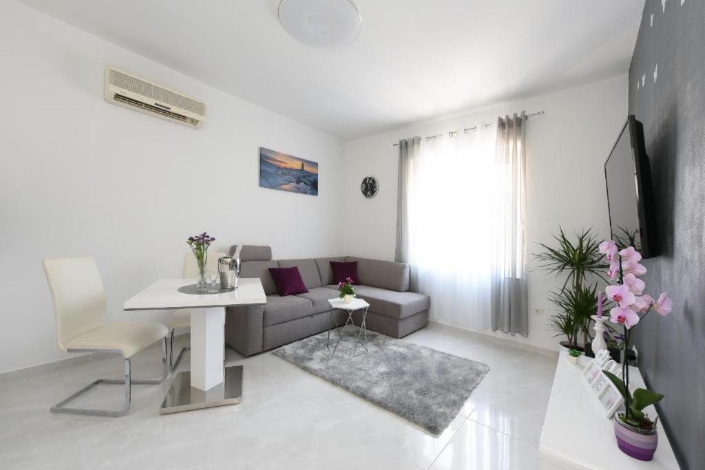 Apartment Lant 5