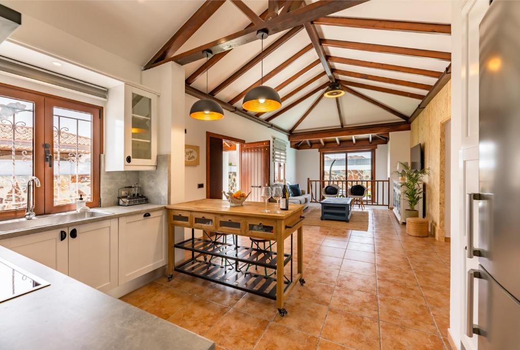 Villa Paula's Dream Private Pool Corralejo By Holidays Home 8