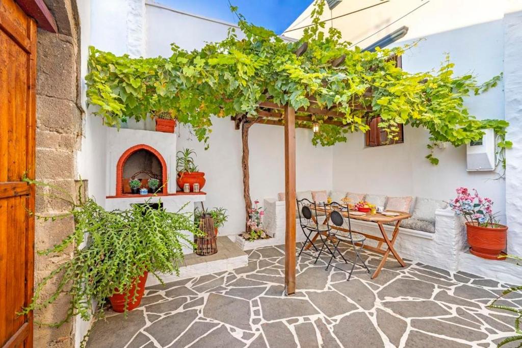 Beautiful historic house 6