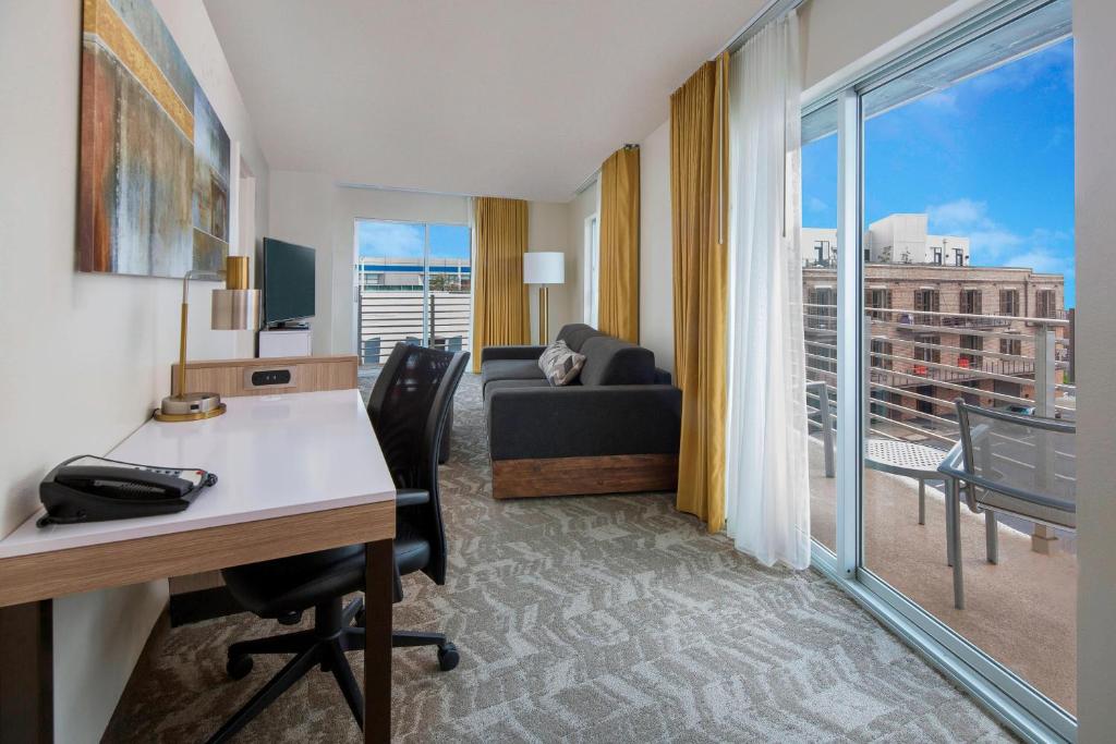 SpringHill Suites by Marriott New Orleans Warehouse Arts District Image